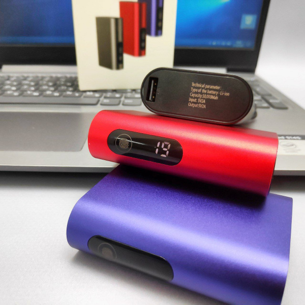 Сенсорное портативное зарядное устройство Power Bank 10000 mAh / Type C, USB-выход